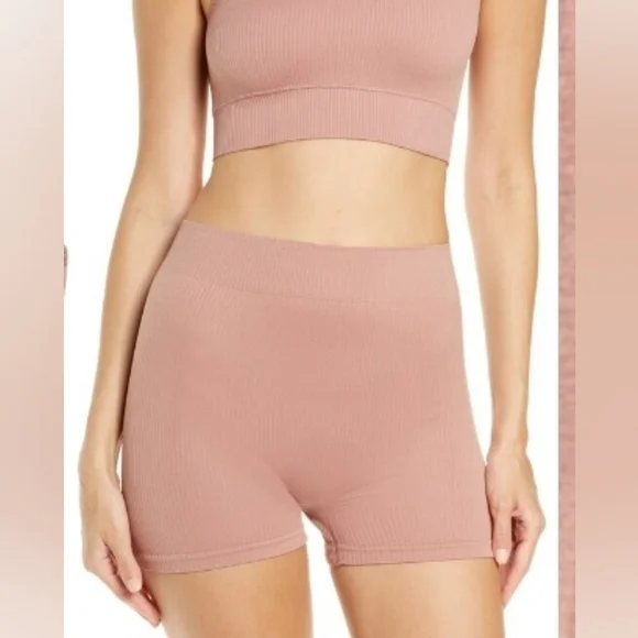 3pcs-SKIMS STRETCH RIB BUNDLE IN ROSE CLAY/NWT/S/M- THONG, SHORT & HIGH NECK BRA - Picture 5 of 16